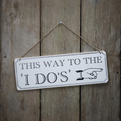 This Way Wedding Sign - Vintage Affair